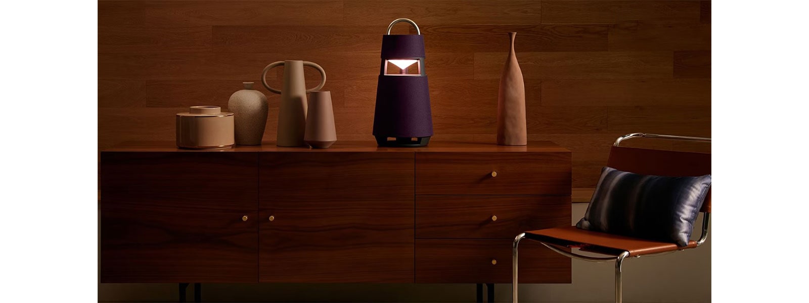 D02_D01_AV-XG5QBK-2022-Desktop-01-KV