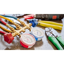 HVAC refrigerant tanks highlighting the 2025 trends, including the phase-out of high GWP refrigerants and new low-impact options like R32 and R454B.