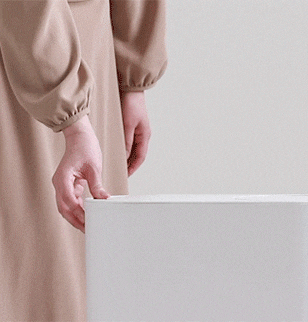 Handle that stores neatly inside the LG dehumidifier