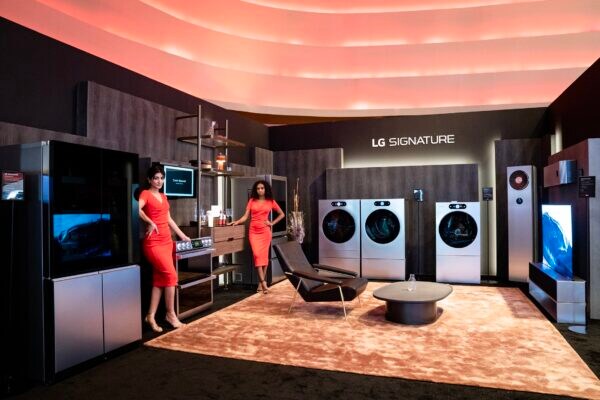 The renowned Middle East and Africa (MEA) tech event, LG Showcase 2023, has finally returned to the region after a four-year hiatus. | The renowned Middle East and Africa (MEA) tech event, LG Showcase 2023, has finally returned to the region after a four-year hiatus. | The renowned Middle East and Africa (MEA) tech event, LG Showcase 2023, has finally returned to the region after a four-year hiatus.