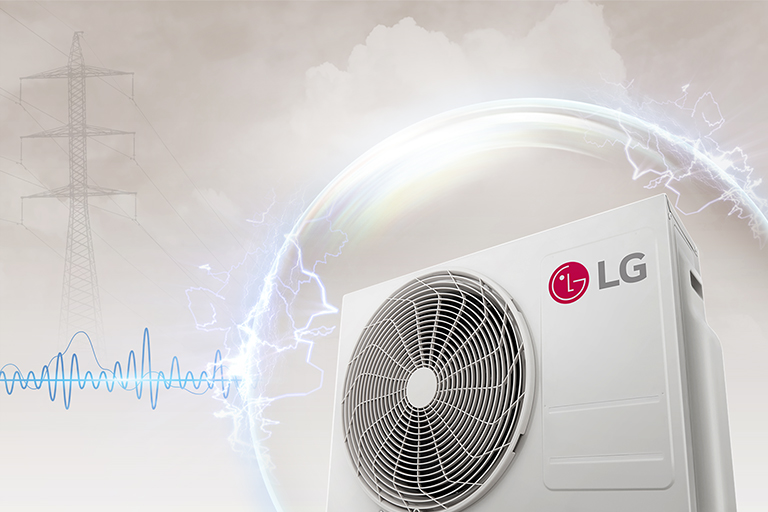 Unité de climatisation extérieure LG protégée par un écran lumineux contre les fluctuations de tension, illustrée avec des lignes électriques en arrière-plan.