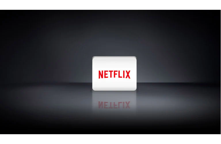 *Apple, le logo d'Apple et Apple TV sont des marques déposées par Apple Inc., aux Etats-Unis et dans d'autres pays. Apple TV+ est une marque déposée par Apple Inc. Application accessible sous réserve d'un abonnement souscrit auprès des plateformes concernées.