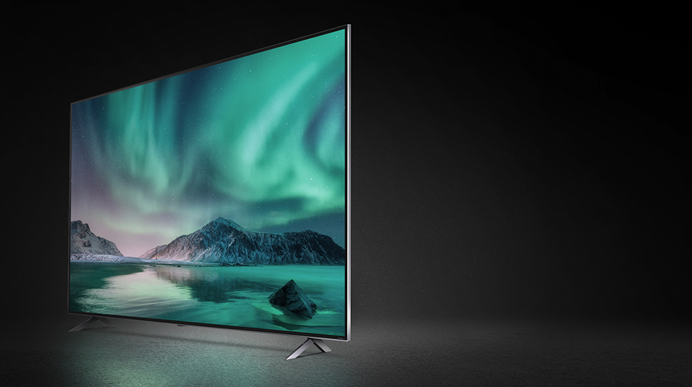 Une vue latérale de l’écran souligne la finesse du design.