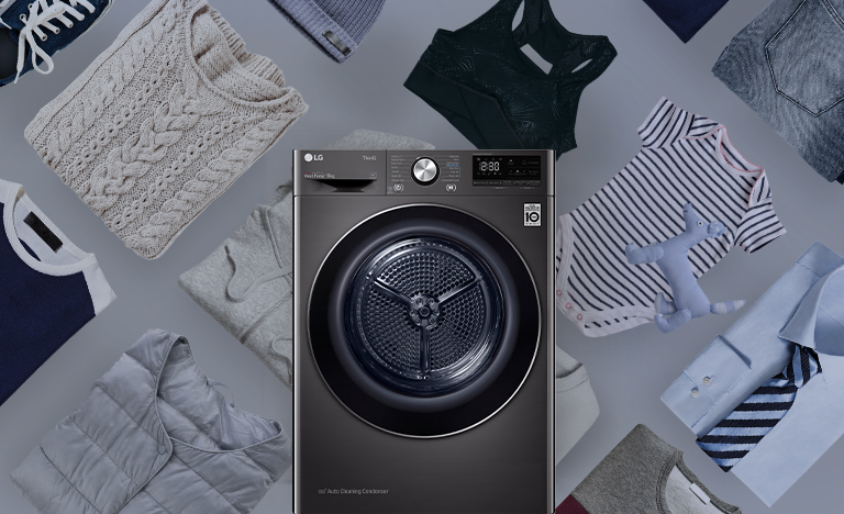 Différents tissus se trouvent derrière le sèche-linge.