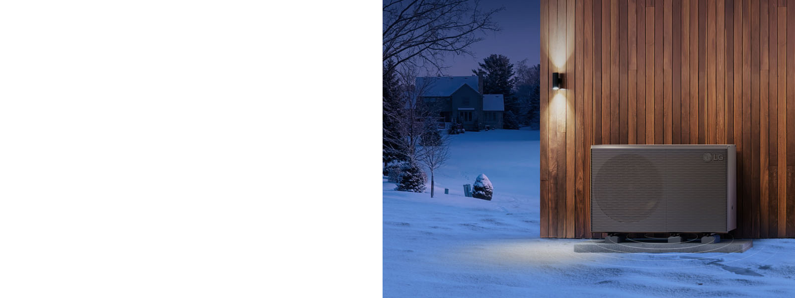 Des pompes à chaleur LG THERMA&nbsp;V sont fixées au mur extérieur d’une maison en bois sur un arrière-plan de villages enneigés.