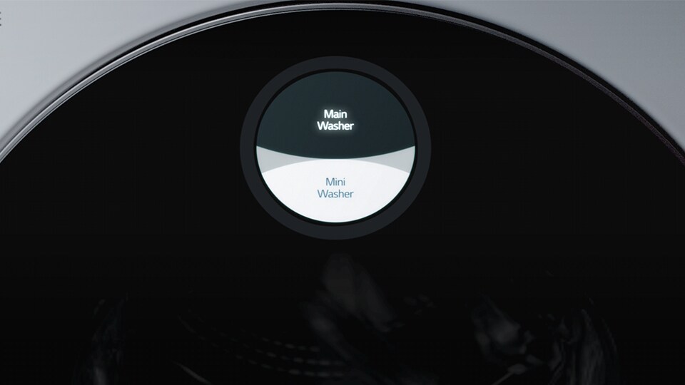 Un plan rapproché de l'interface graphique montre le lavage principal et le mini lavage de la machine à laver LG SIGNATURE.