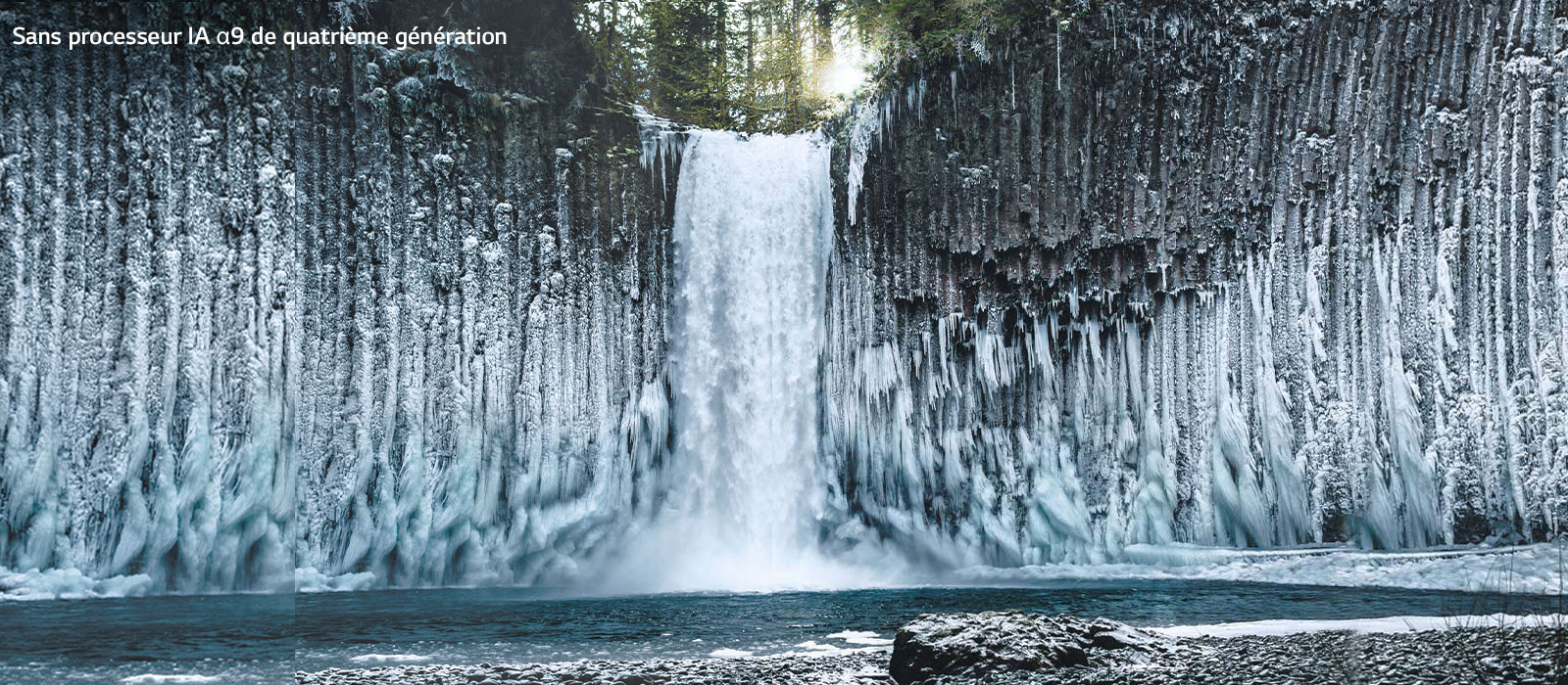 Comparaison avec curseur de la qualité d’image d’une chute d’eau gelée dans une forêt.