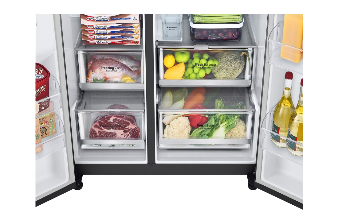 LG 674L Réfrigérateur Side-by-Side avec distributeur d’eau UVnano® en finition noir mat, Bottom door open with Food, GC-L257KLKW, thumbnail 4