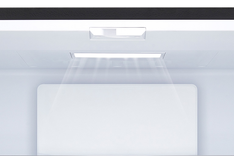 Gros plan de la lampe LED qui se trouve à l’intérieur du réfrigérateur multi-portes lg.