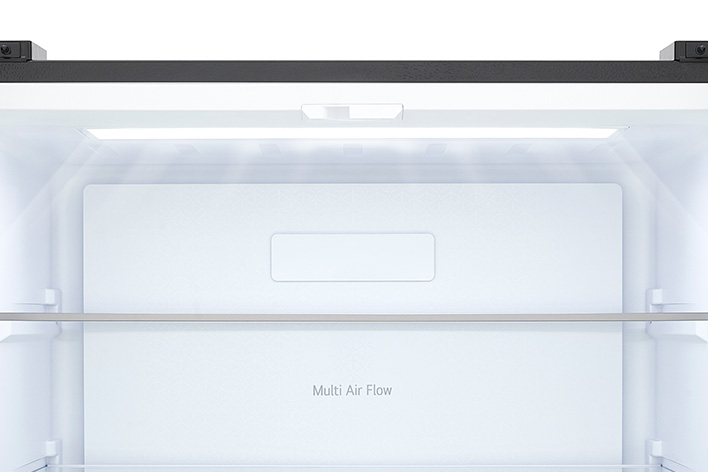 Gros plan de la lampe LED qui se trouve à l’intérieur du réfrigérateur multi-portes lg.