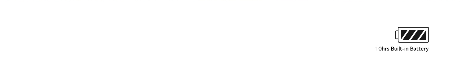 Image d’une femme portant l’appareil sur la terrasse pour représenter la portabilité de la XBOOM 360.