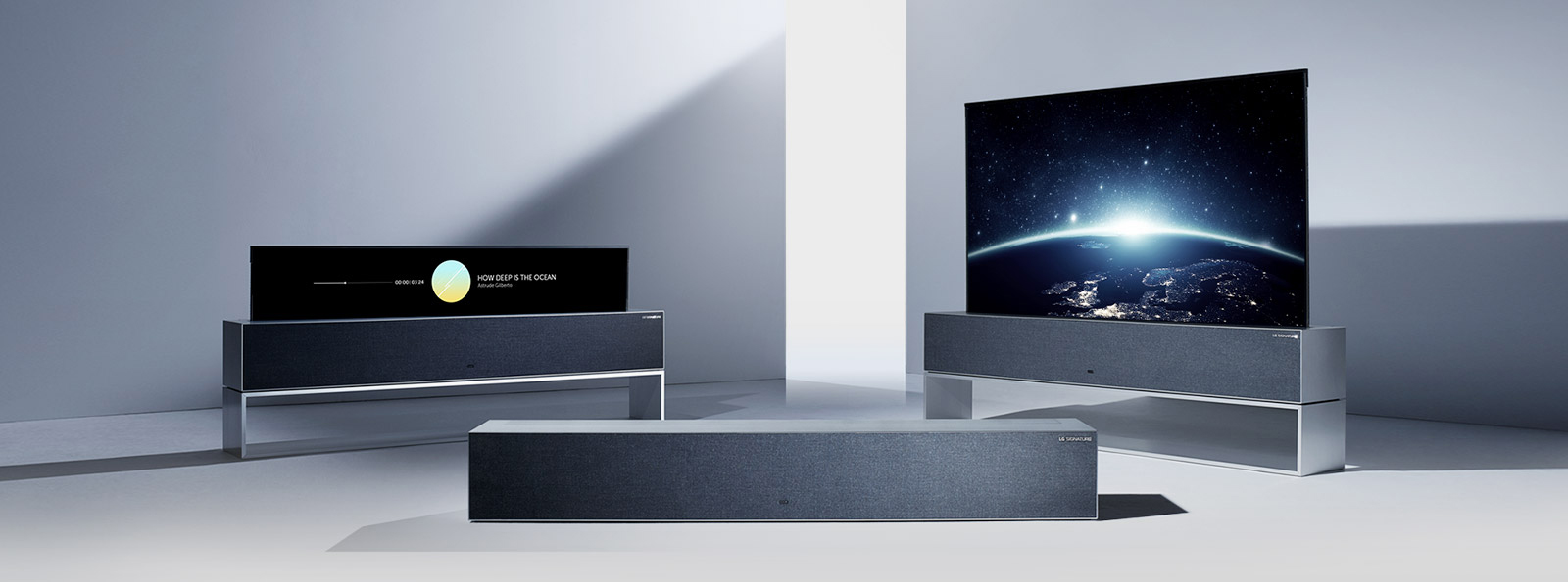 Trois téléviseurs OLED enroulables LG SIGNATURE sont définis comme vue complète, vue linéaire et vue zéro.