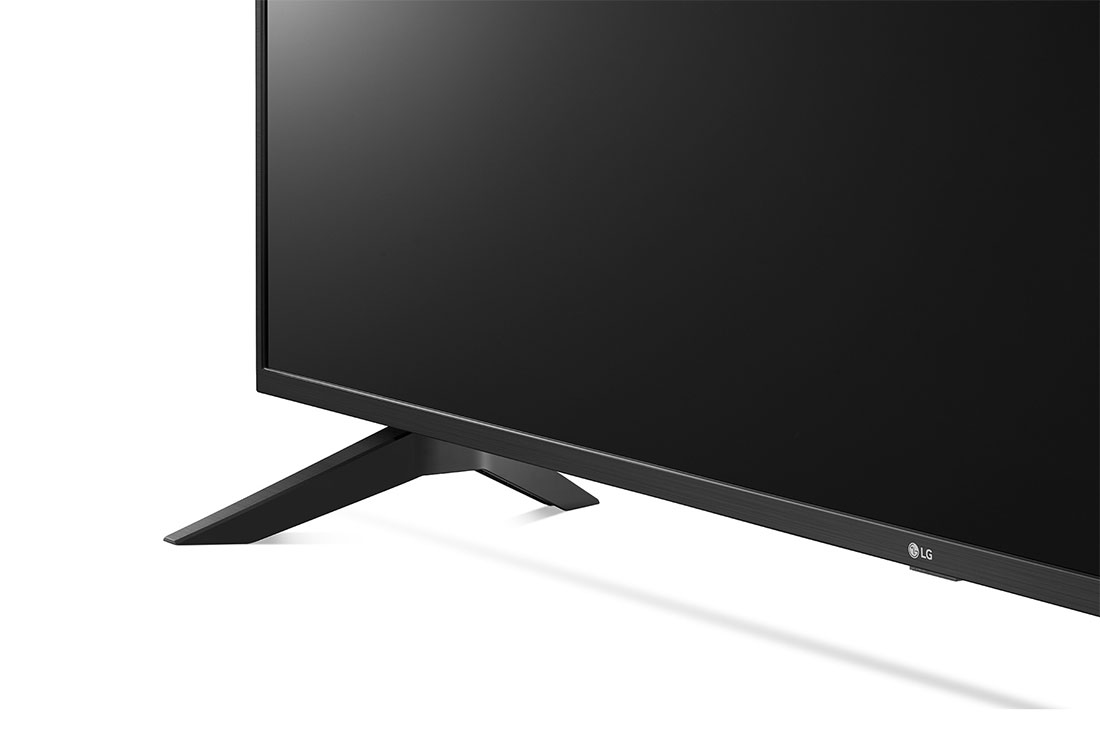 LG TÉLÉVISEUR UHD 4K,  vue du panneau en gros plan, 65UQ70006LB, thumbnail 7