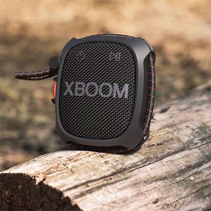 Enlázate en tu música. Dale vida a tu día con un toque de ritmo. 