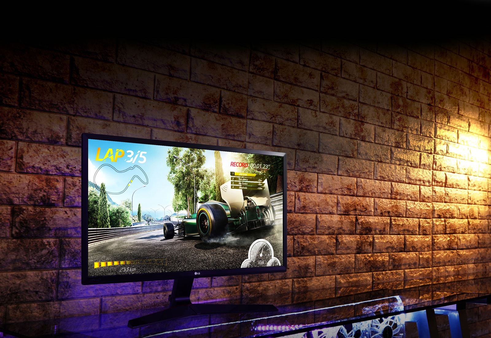 Full HD Gaming with 1ms Motion Blur Reduction