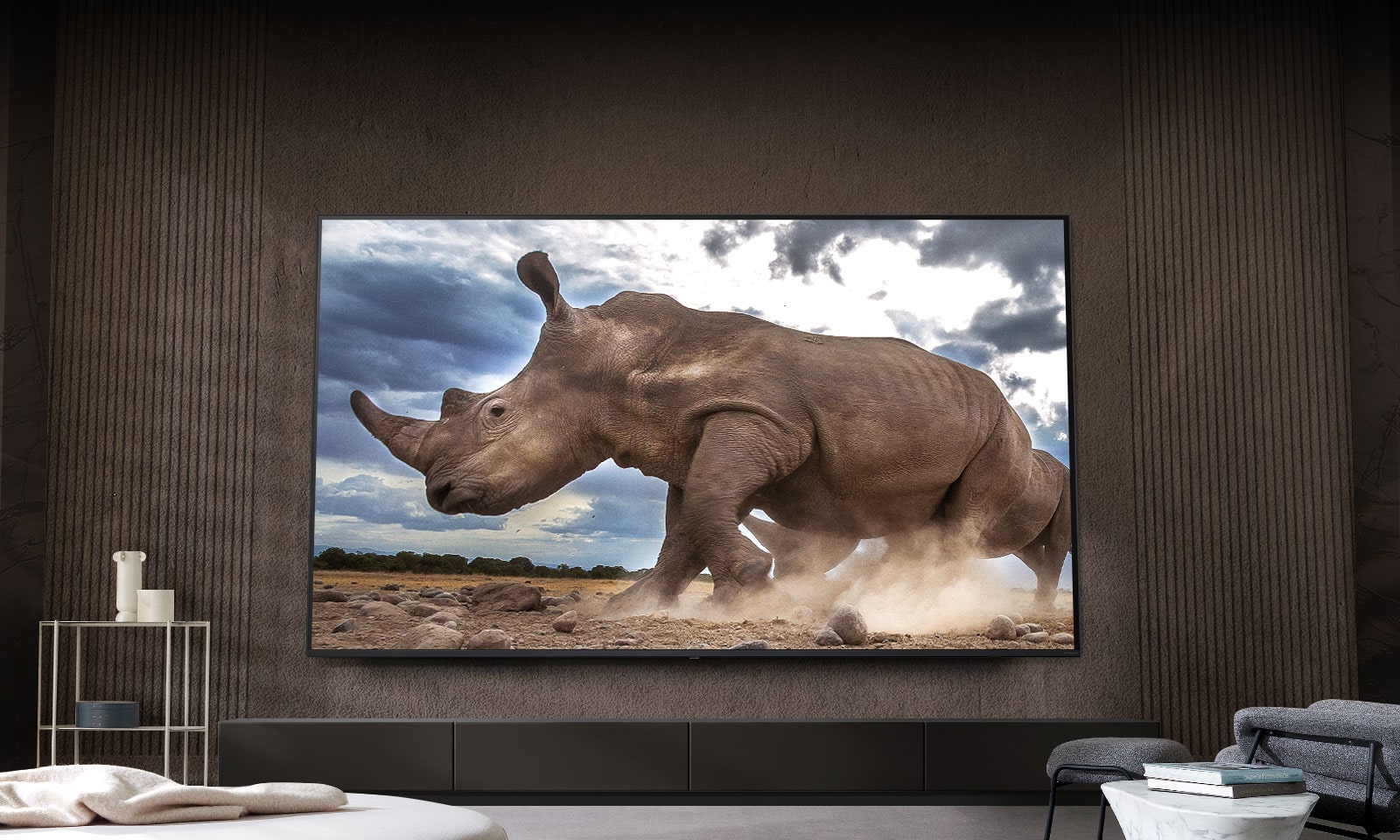 uhd-ut90-09-ultra-big-screen