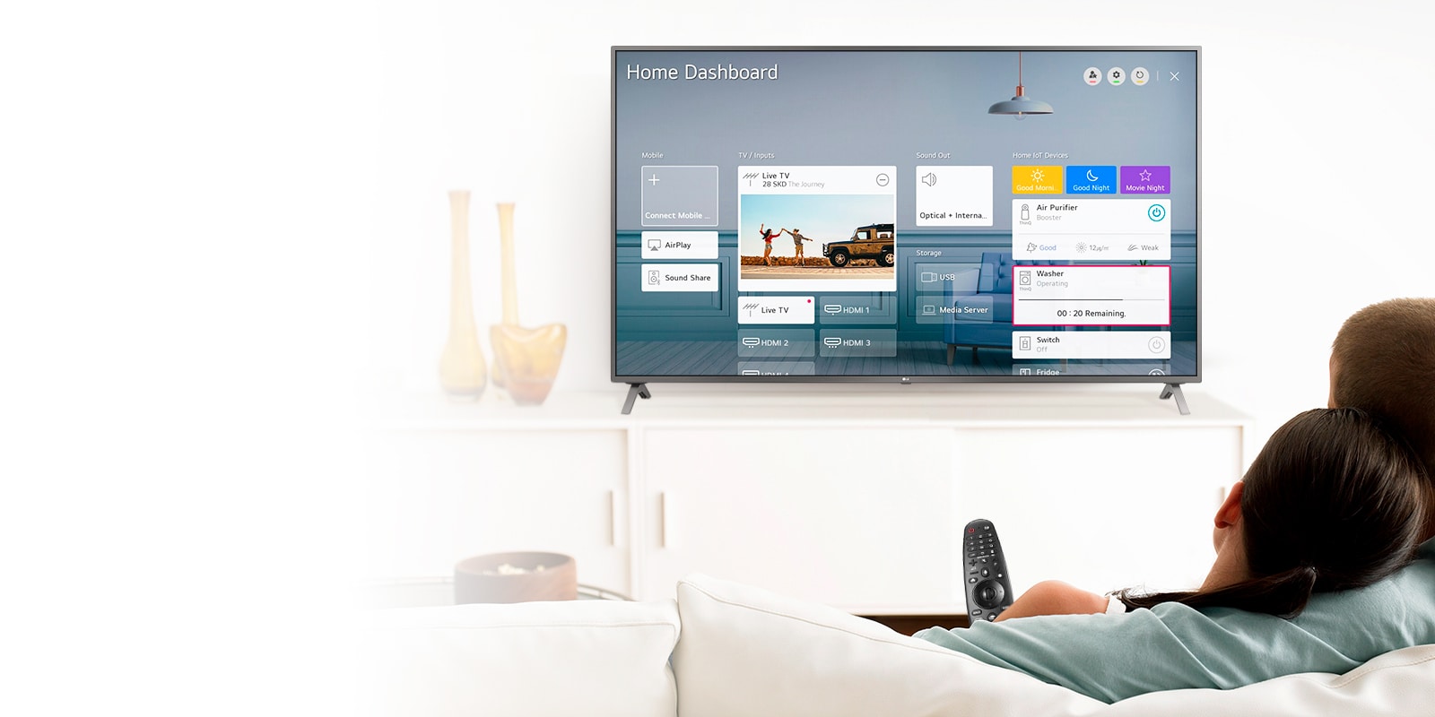 Con​ ​Magic​ ​Remote​ ​controla​ ​la​ ​televisión​ ​y​ ​todo​ ​tu​ ​hogar​ ​desde​ ​tu​ ​sillón