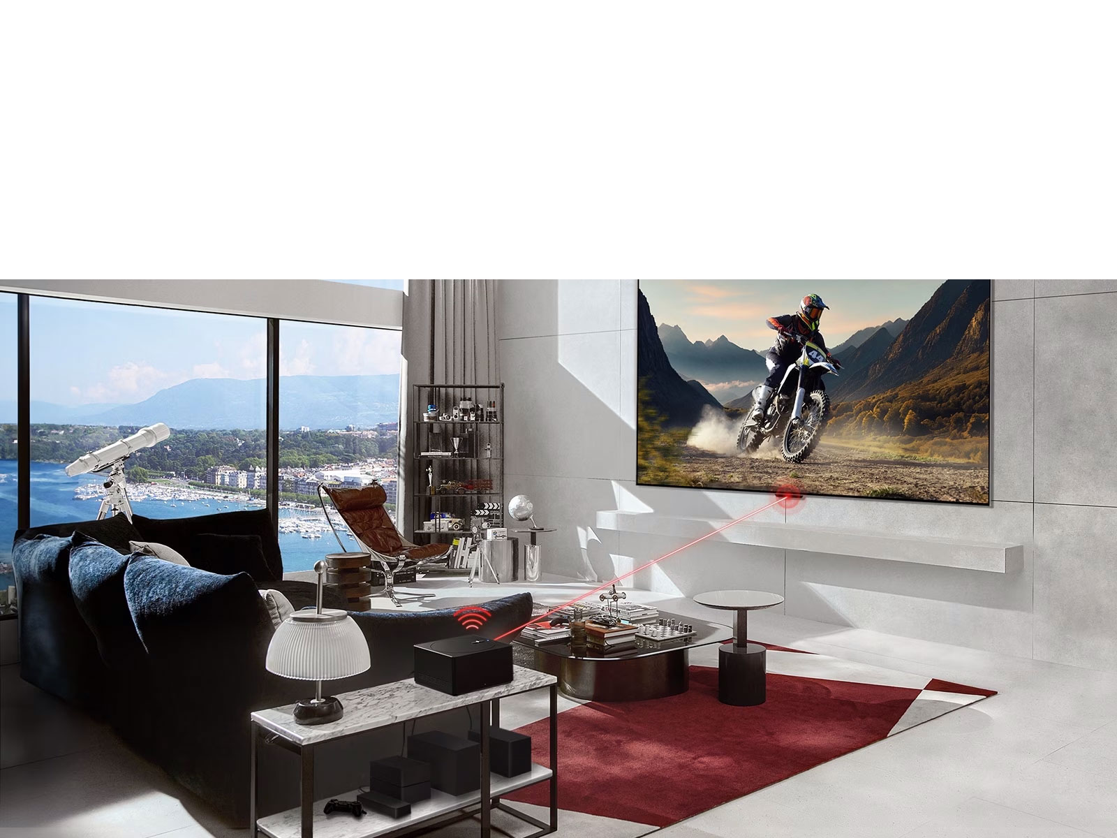 Un LG OLED evo M4 montado sobre una pared mostrando a un hombre sobre una motocicleta en un camino de tierra, y dispositivos conectados al televisor con cables desordenados debajo. Los dispositivos desaparecen y la toma se aleja para revelar una sala de estar moderna e iluminada con una Zero Connect Box sobre una mesa con dispositivos bien organizados debajo. La imagen se oscurece brevemente y destaca la Zero Connect Box y dispositivos. Una señal Wi-Fi roja aparece y se emite un haz rojo hacia el televisor y emanan círculos rojos.