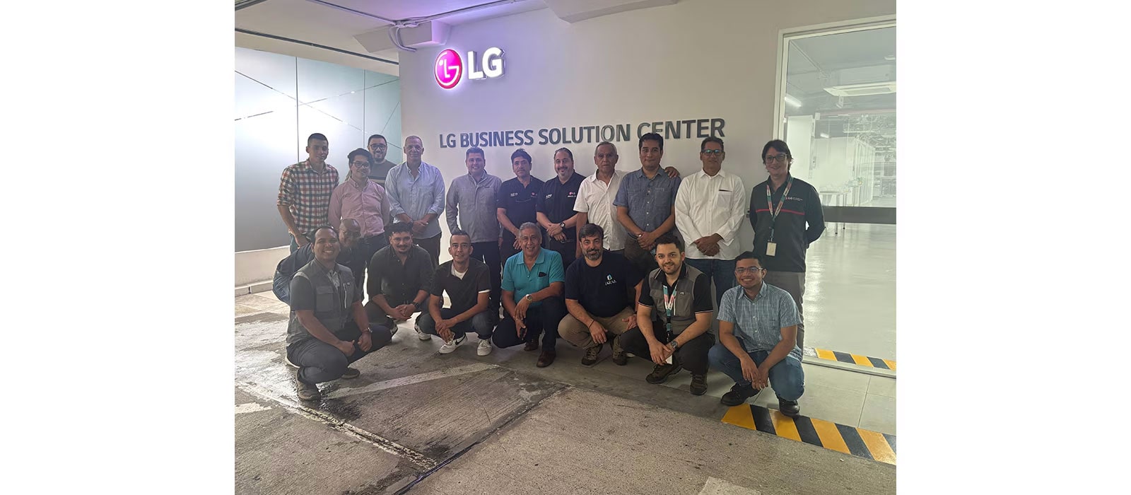 Reforzando la Filosofía Ahead of the Expected