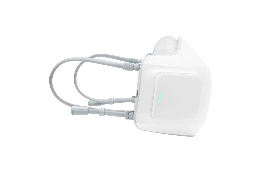 LG Puricare Air Purifying Mask, Vista del lado izquierdo del cuerpo con una luz verde que indica una batería llena, AP300AWFA, thumbnail 10