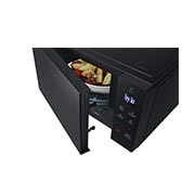 LG Horno Microondas NeoChef 30L│Grill │EasyClean™, Detail with food, MH7032JAS, thumbnail 9