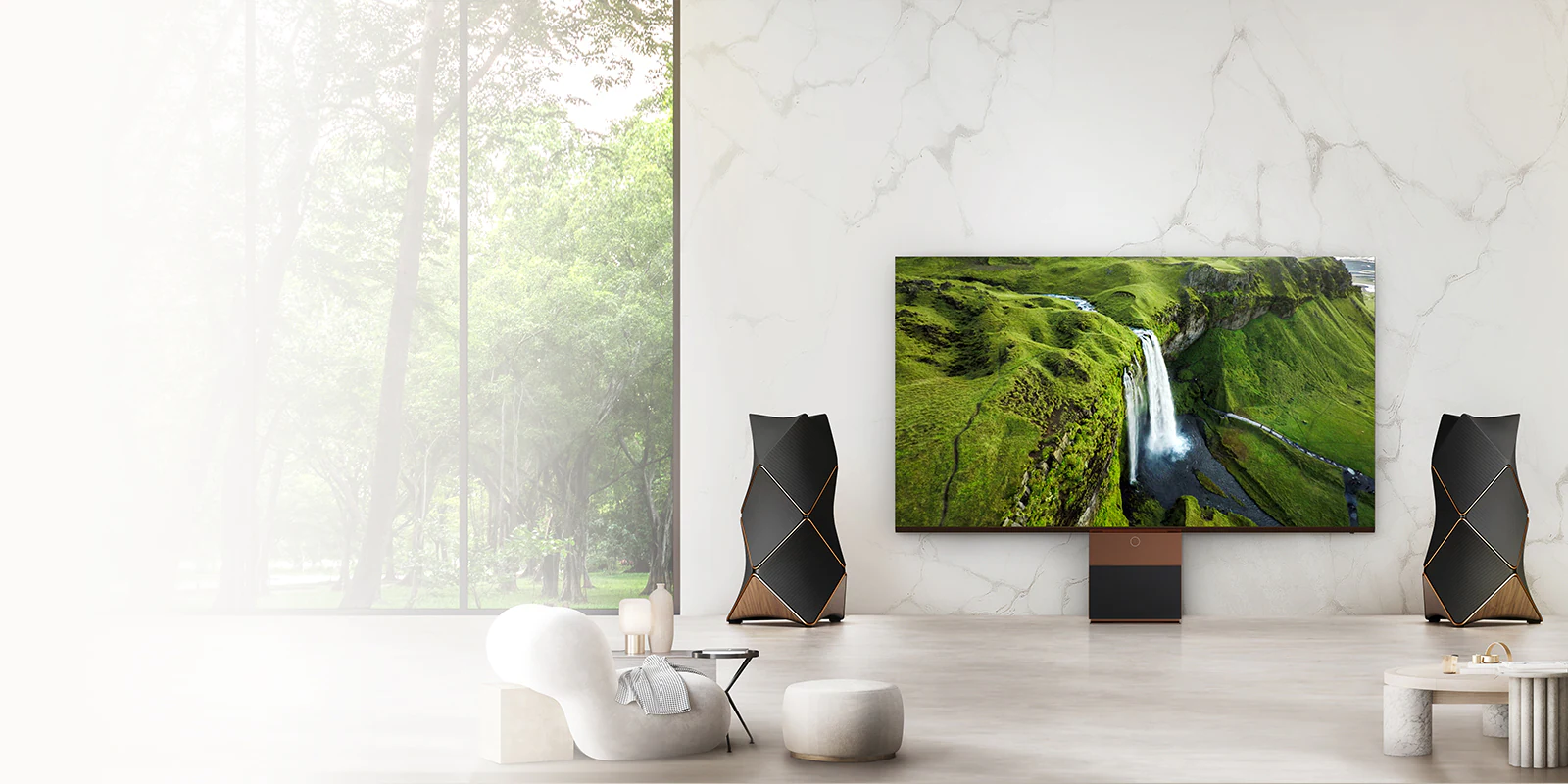 Disfruta de imágenes abrumadoras proporcionadas por la tecnología LG Micro LED.