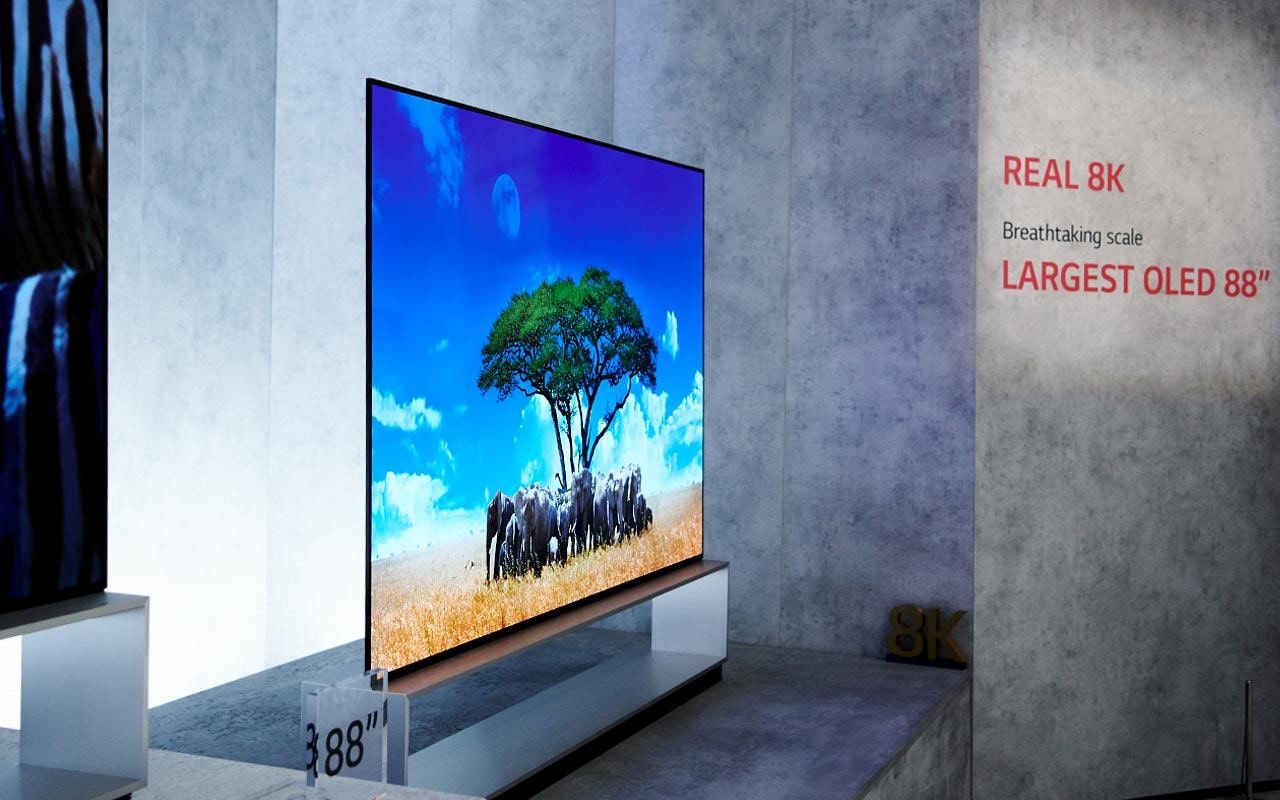 LG's 8K TVs are considered real 8K, with contrast modulation of around 90% | More at LG MAGAZINE