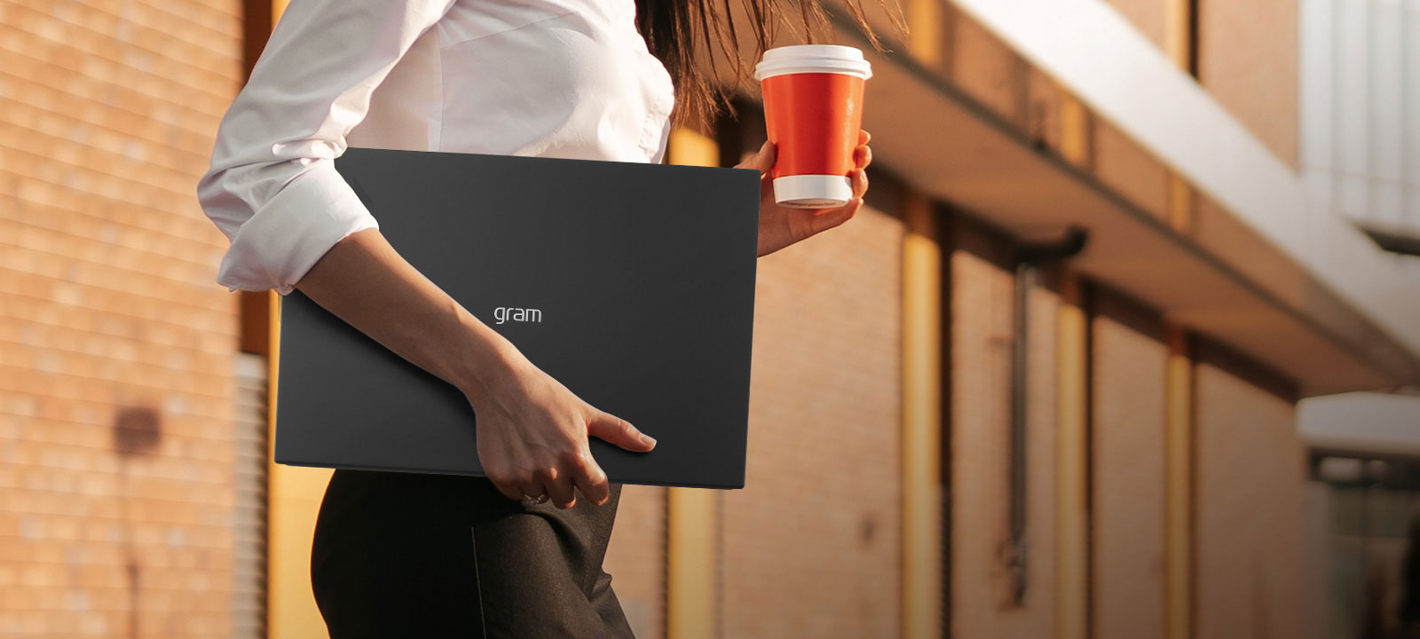 LG gram-light-slim-portability.