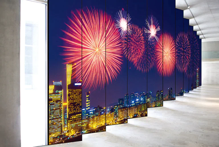 Tiled Scene with Immersive View