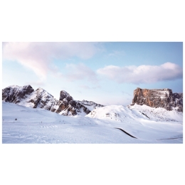 55" 700 nits  FHD  0.44mm Even Bezel Video Wall2