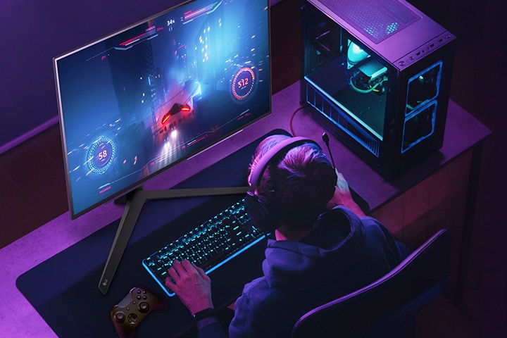 QHD OLED@240 Hz avec HDMI 2.1.