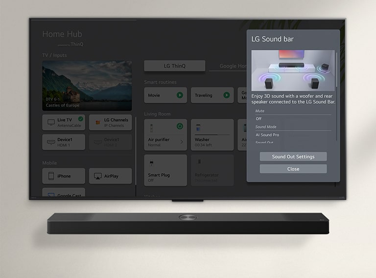La LG Soundbar se trouve sous la LG QNED TV. Sur l’écran de TV se trouve l’interface utilisateur pour les commandes de volume de la Soundbar et de la TV.