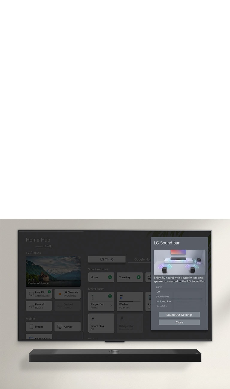 La LG Soundbar se trouve sous la LG QNED TV. Sur l’écran de TV se trouve l’interface utilisateur pour les commandes de volume de la Soundbar et de la TV.