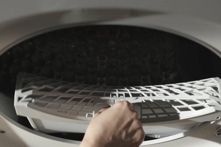 Un guide vidéo sur le nettoyage et l’entretien corrects du filtre du sèche-linge LG