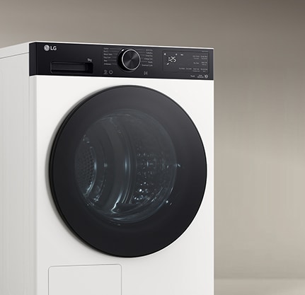 Image du sèche-linge LG depuis un angle latéral partiel
