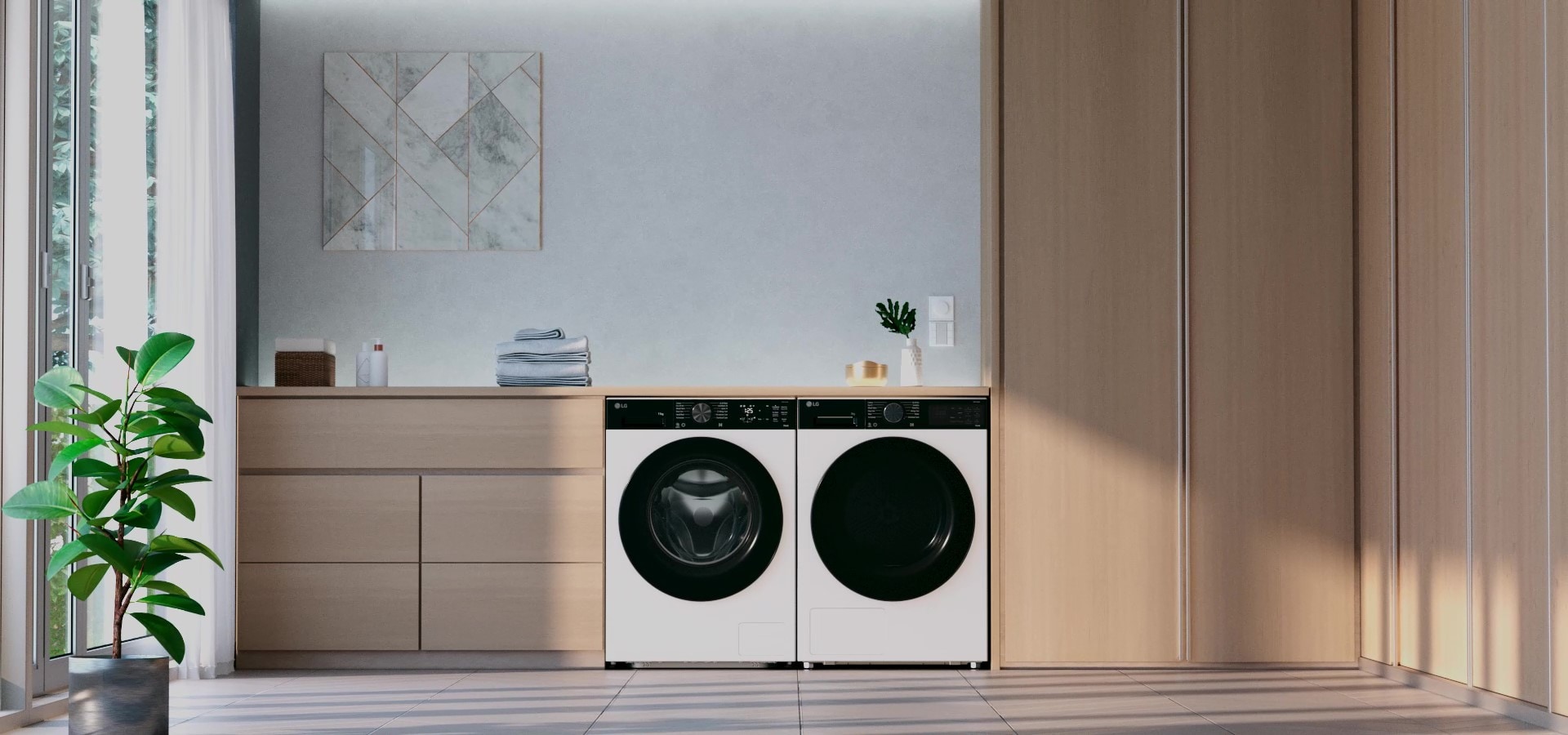 Une vidéo montrant des détails en gros plan de la machine à laver LG, tels que l’intérieur du tambour et le panneau d’affichage.