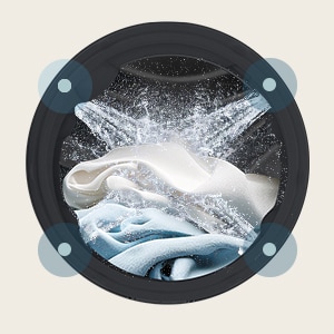 Image d’un flux d’eau puissant pour un nettoyage en profondeur