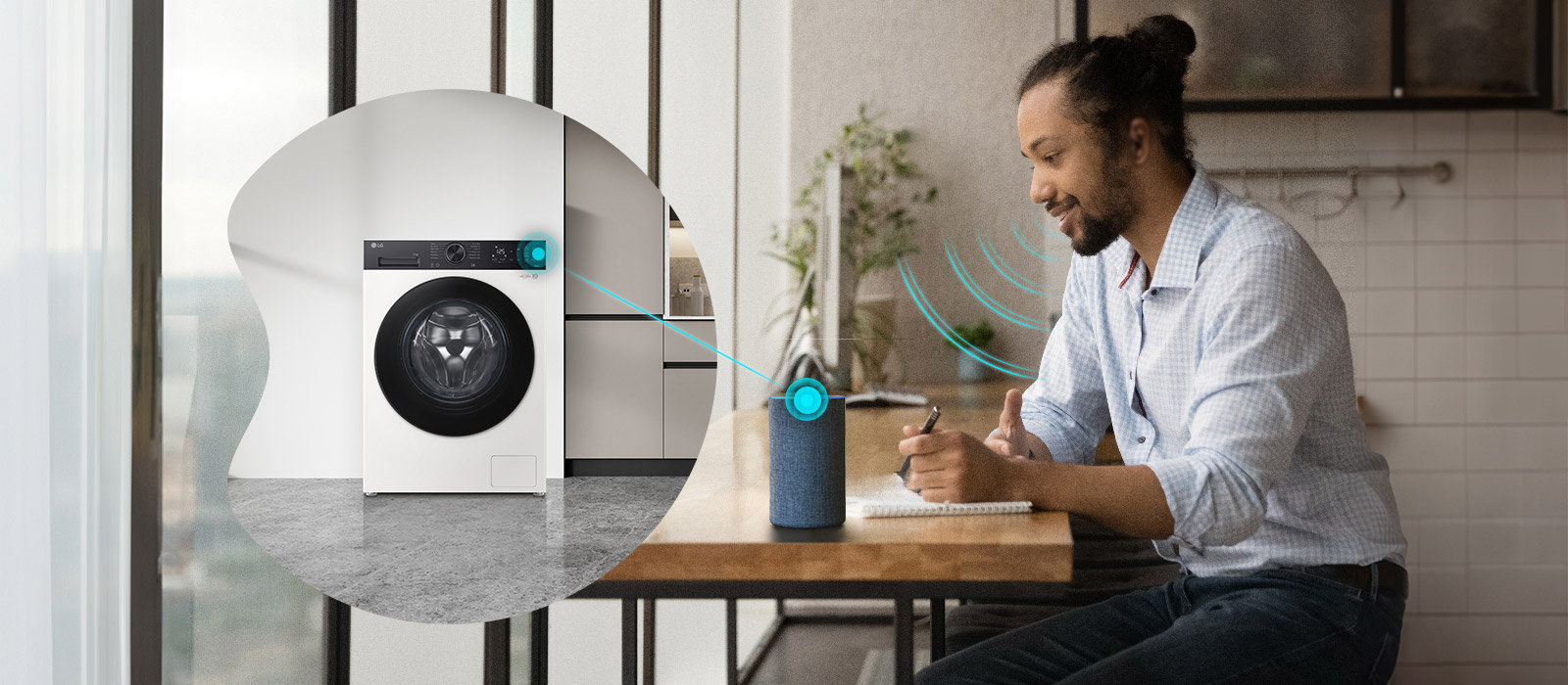 Un homme contrôlant le lave-linge LG avec un assistant vocal
