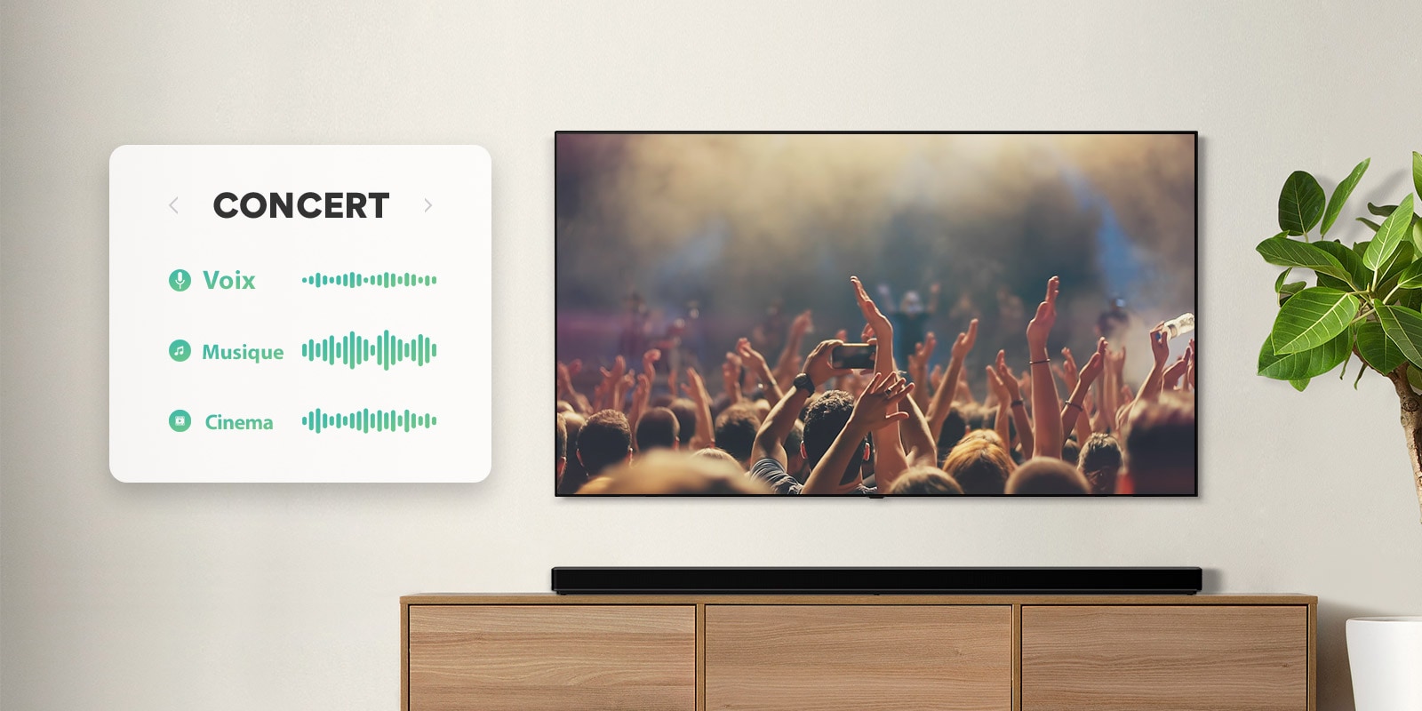 Le téléviseur est fixé au mur. On peut voir sur le téléviseur des gens applaudissant au concert, le canal passe à une scène de film mettant en scène une voiture au volant dans une forêt, et le canal bascule à nouveau vers un bulletin d’informations et un présentateur qui parle. La barre de son LG se trouve juste en dessous du téléviseur sur une étagère beige. (Reproduire la vidéo)