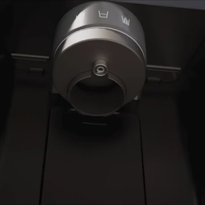 multi-door-vf1-2024-gr-x31pbknh-feature-06-2-uvnano-thumbnail-m