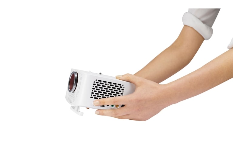 LG Un projecteur LED FHD puissant | Le Keystone automatique corrige les images déformées. Il vous suffit de patienter 3 secondes et le PF1500G ajustera l'image., PF1500G, thumbnail 8