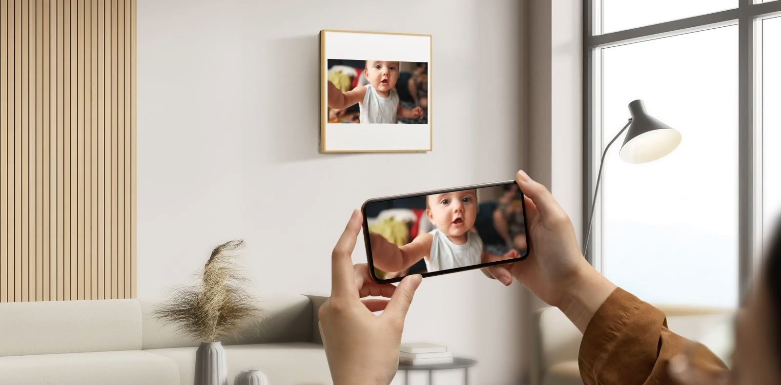 Élevez votre divertissement en mettant en miroir l’écran de votre smartphone pour une expérience visuelle supérieure.