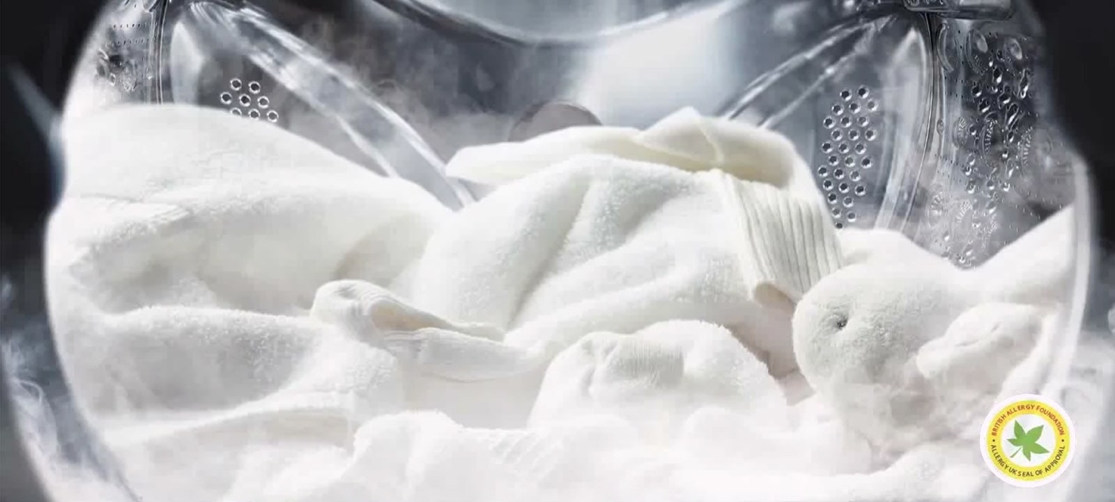 Le linge est nettoyé à la vapeur