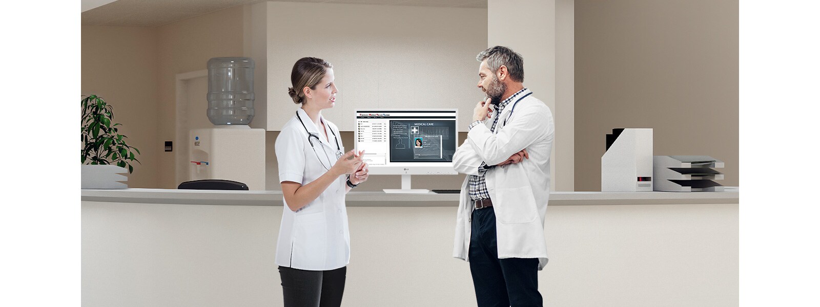 Le client léger tout-en-un de LG, doté de la technologie IPS, assure un confort visuel pour le partage de diagrammes et d’informations à caractère médical avec d’autres personnes.