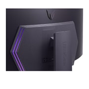 LG 45' (113 cm) | Moniteur gaming OLED 21:9 | Résolution WQHD 3440 x 1440, gros plan de l’emblème à l’arrière avec lumières éteintes, 45GX90SA-B, thumbnail 14
