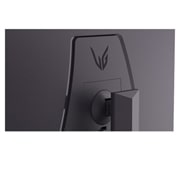 LG Moniteur pour jeu LG UltraGear™ G6 27 pouces 200 Hz QHD | 27G610A avec sRGB 99 % (typ.), VESA DisplayHDR™ 400, 1ms (GtG), HDMI 2.0, rear perspective view, 27G610A-B, thumbnail 7