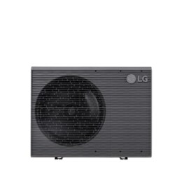 Pompe de căldură aer-apă LG, HM143MRS UB40, vizualizare din față a unei unități exterioare negre, cu o grilă ondulată gri.2