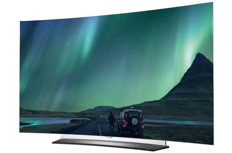 LG 55'' (139cm) Class | OLED Ultra HD TV | TV incurvé | OLED HDR | Contraste infini | Couleurs Riches | webOS 3.0 smart TV | Son signé Harman Kardon, OLED55C6V, thumbnail 2