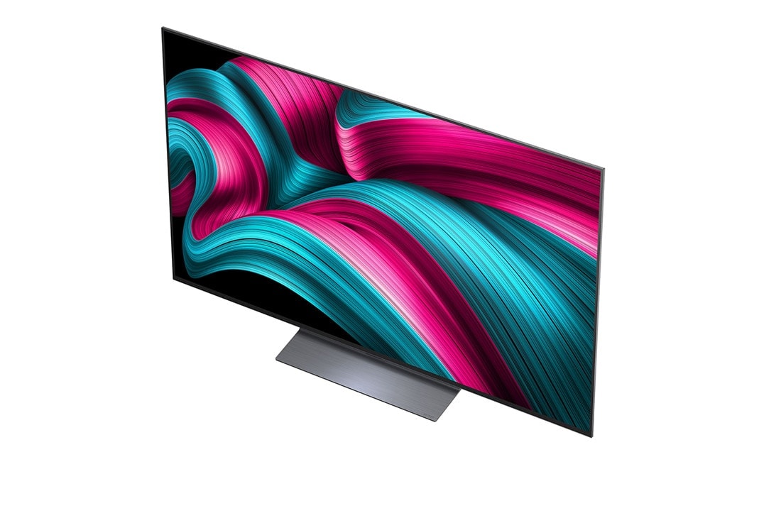 LG Smart TV LG OLED evo AI 4K C5 2025 55 pouces, Feu de camp la nuit en plein milieu de la nature. Au loin se trouve une forêt et un lac. Le ciel nocturne est rempli d’étoiles. Toute la scène est divisée en deux. Un côté est plus sombre et plus tern, OLED55C54LA, thumbnail 6