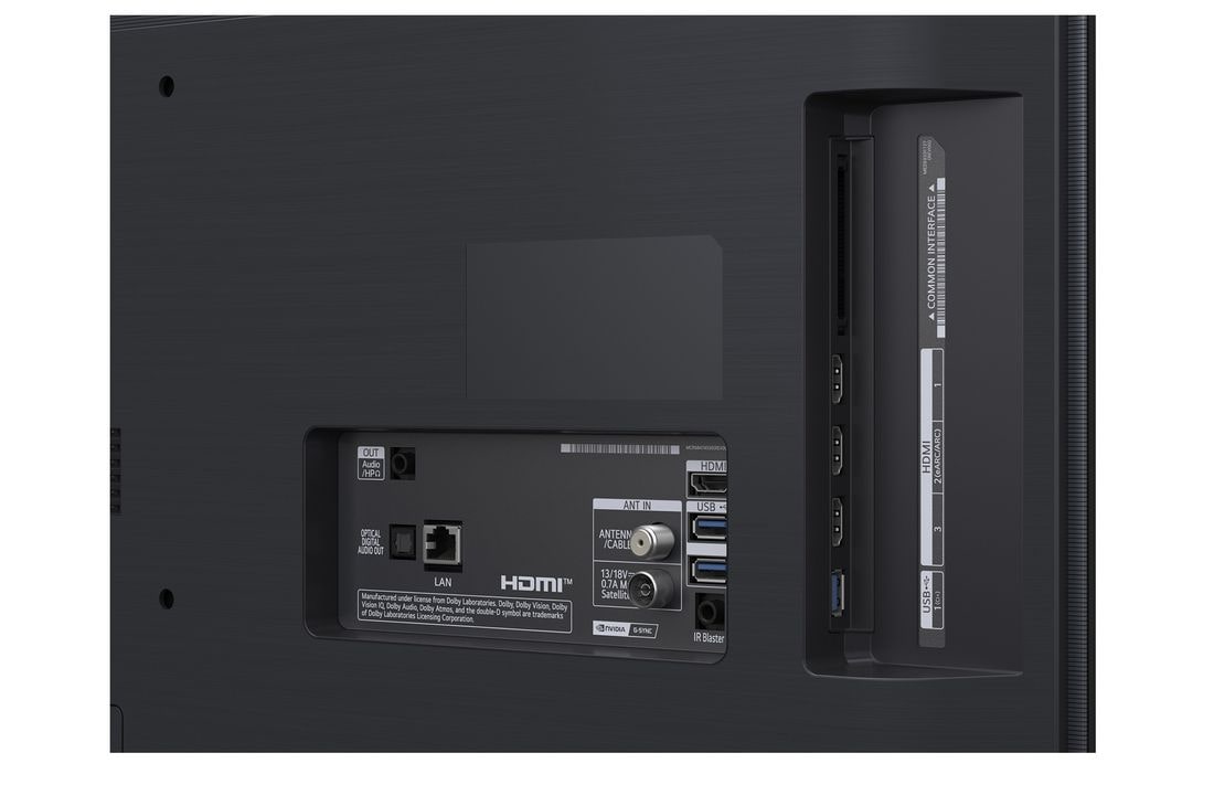 LG Smart TV LG OLED evo AI 4K G5 2025 48 pouces, Perroquet coloré en ultra haute définition sur un fond noir. On voit des gouttes d’eau suspendues dans l’air tout autour. L’image présente la technologie Perfect Color, car chaque couleur différente d, OLED48G56LS, thumbnail 9